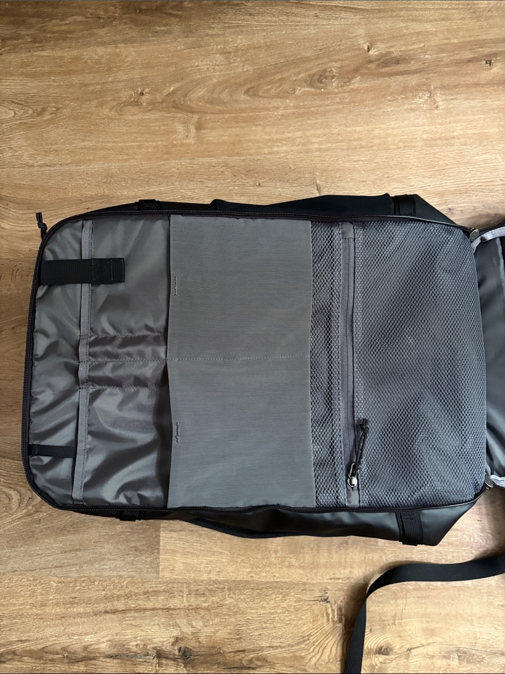 Patagonia Mini MCL 30L - Picture 7 of 9